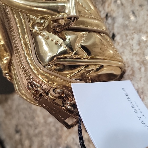 Kurt Guiger NWT kensington boston charm - Picture 6 of 7